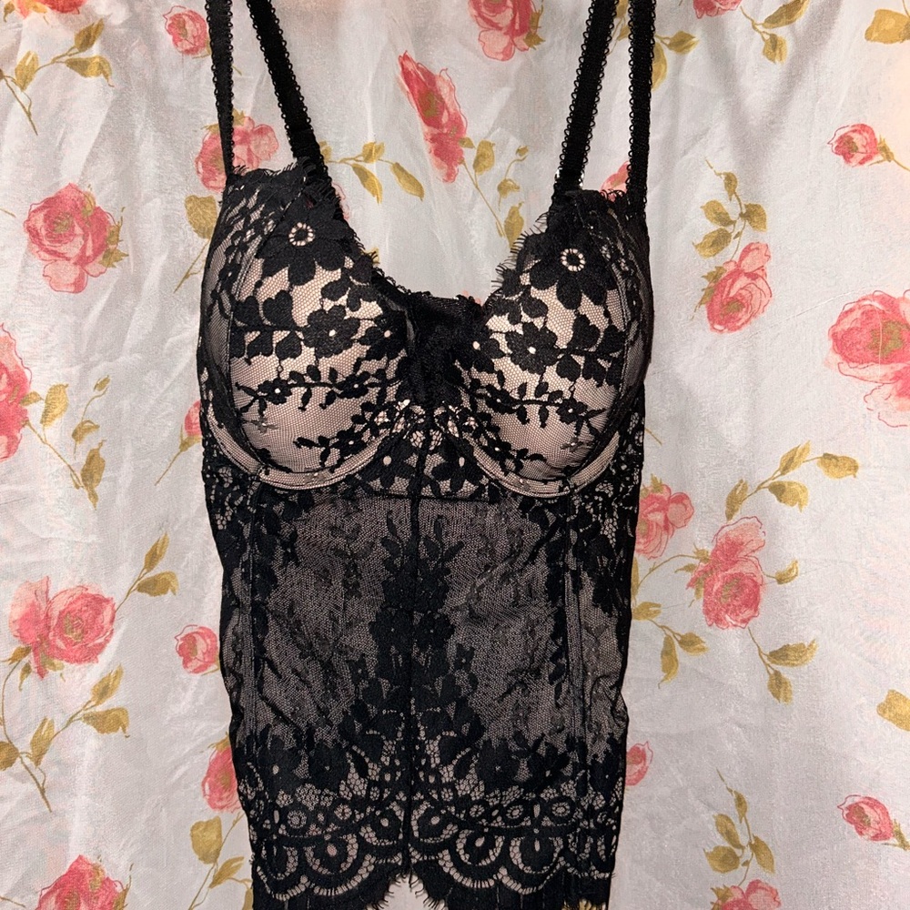 Victoria’s Secret Dream Angels Floral Lace Bustier Babydoll Corset. So sexy!